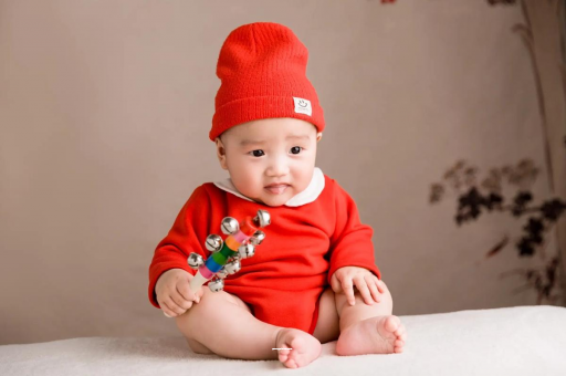 长沙供卵代怀六个月宝宝总是摇头 长沙供卵代怀六个月宝宝总是摇头